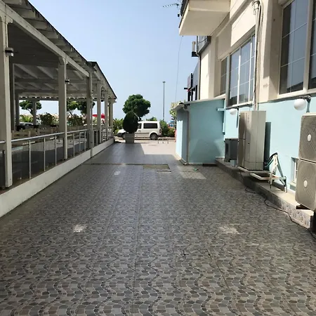 Bar Restaurant De Mar Shëngjin