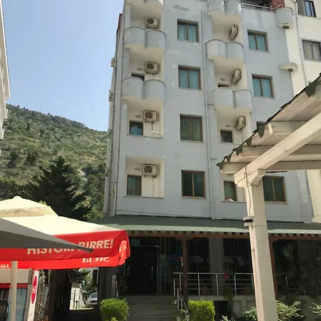 Bar Restaurant De Mar * Shëngjin