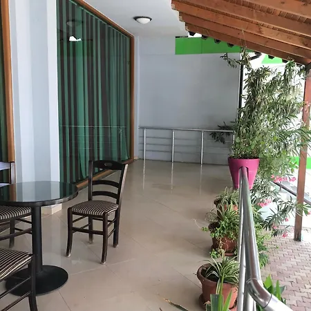 Bar Restaurant De Mar *